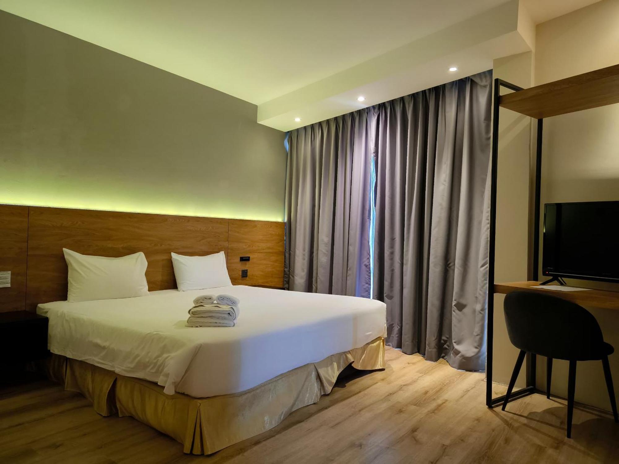 Roxy Hotel Padungan Kuching Exterior photo