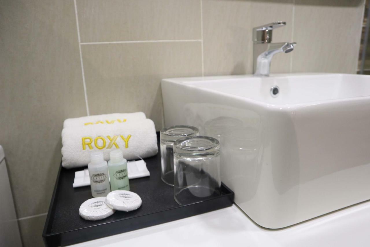 Roxy Hotel Padungan Kuching Exterior photo