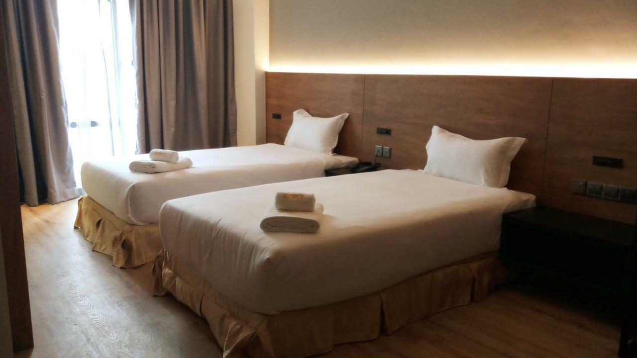 Roxy Hotel Padungan Kuching Exterior photo